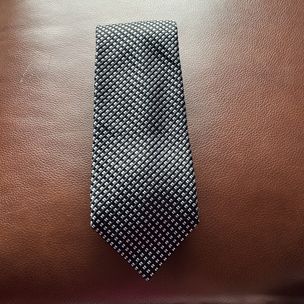 Geoffrey Beene Men’s Silk Woven Thick Silk Tie